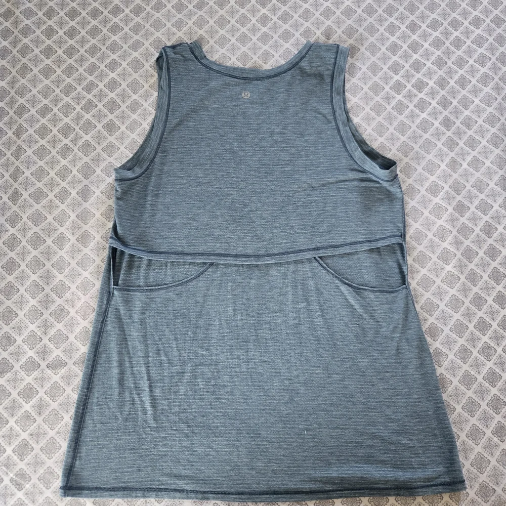 lululemon athletica soft tee